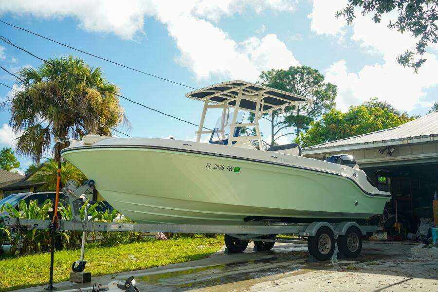22ft Trophy Yacht For Sale