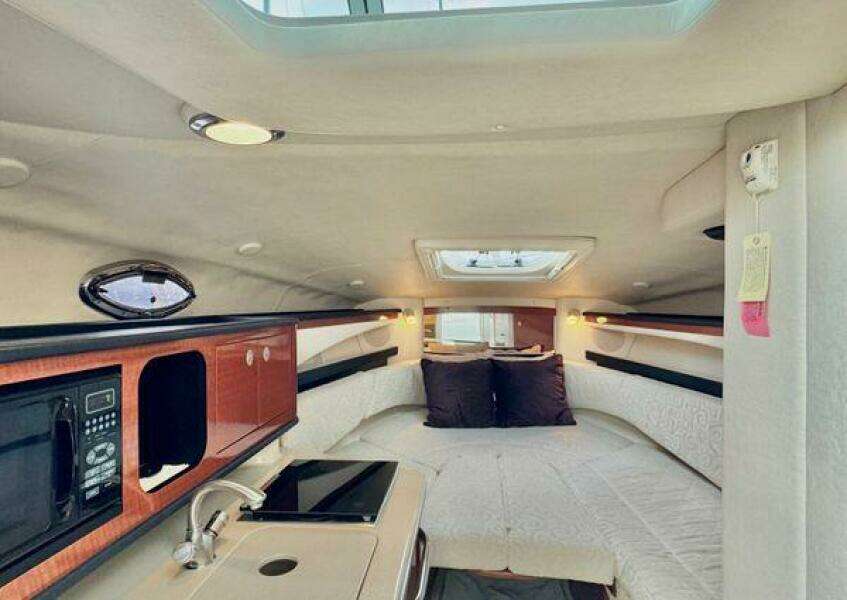 26ft Sea Ray Yacht For Sale