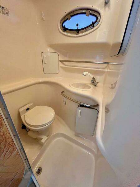33ft Sea Ray Yacht For Sale