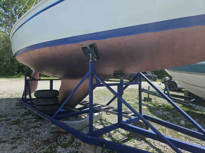 30ft Pearson Yacht For Sale