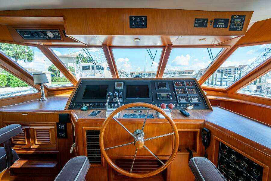 58ft Offshore Yachts Yacht For Sale