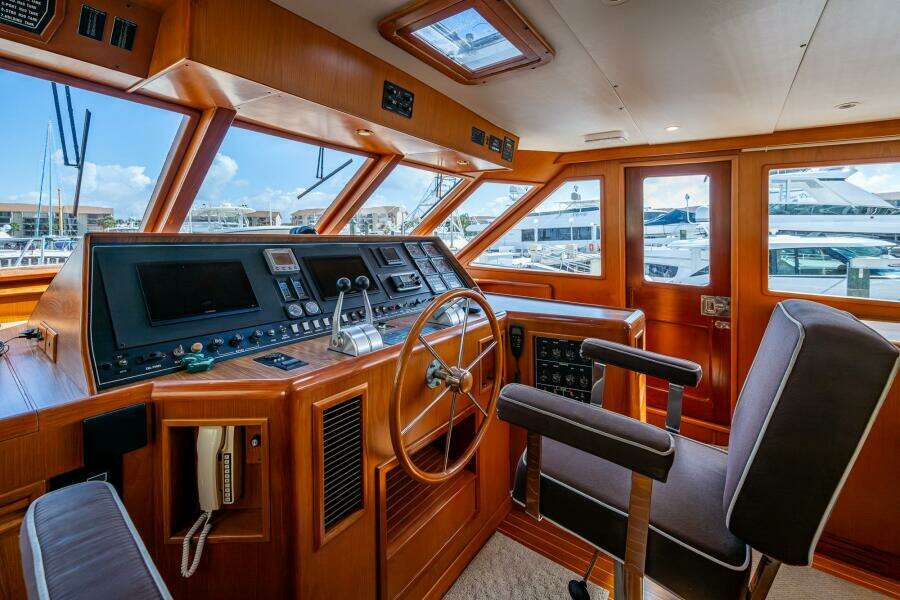 58ft Offshore Yachts Yacht For Sale