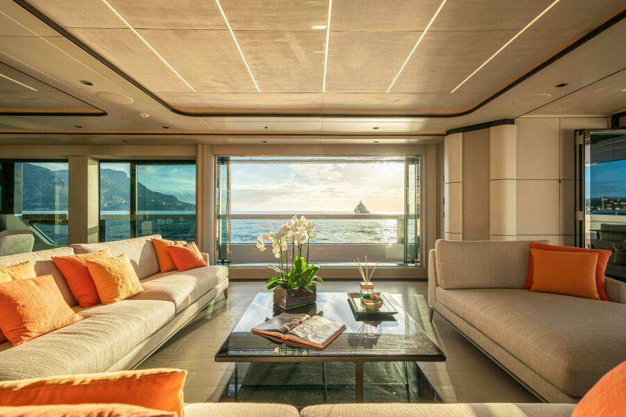 OCEAN KING DUCALE 120 118ft Ocean King Yacht For Sale