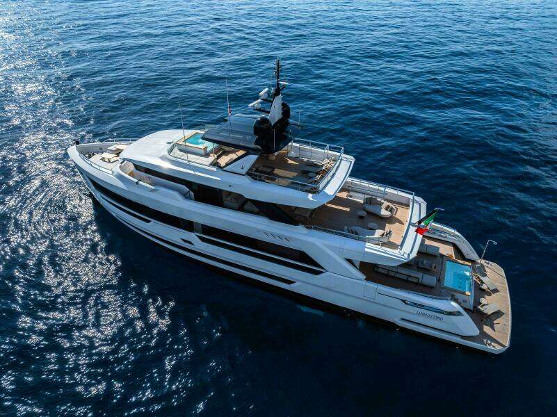OCEAN KING DUCALE 120 118ft Ocean King Yacht For Sale