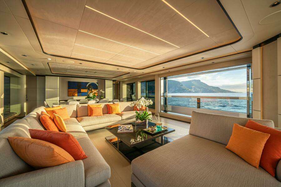 OCEAN KING DUCALE 120 118ft Ocean King Yacht For Sale