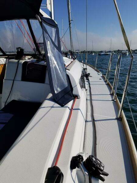 37ft Jeanneau Yacht For Sale