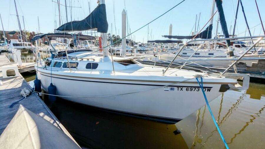 Falkor 30ft Catalina Yacht For Sale