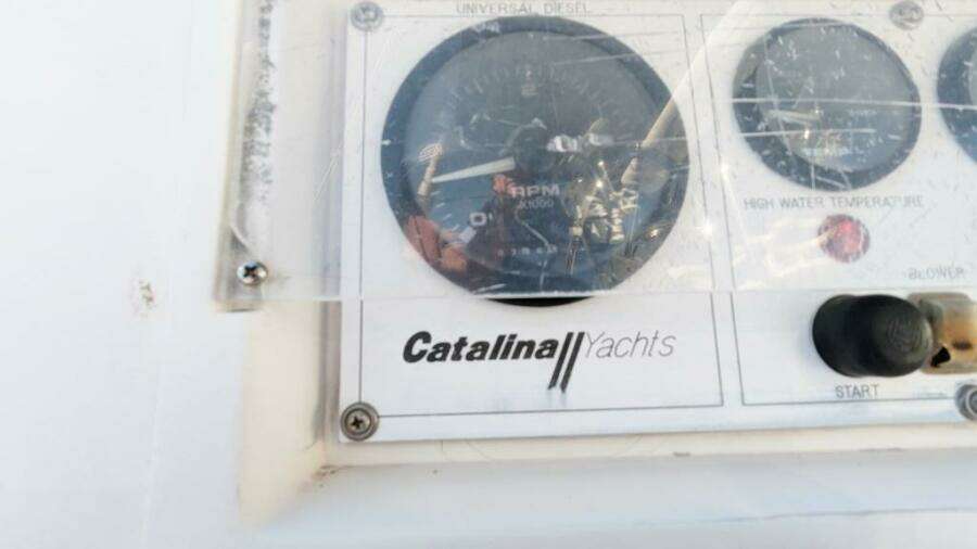 Falkor 30ft Catalina Yacht For Sale