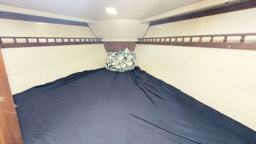 Falkor 30ft Catalina Yacht For Sale