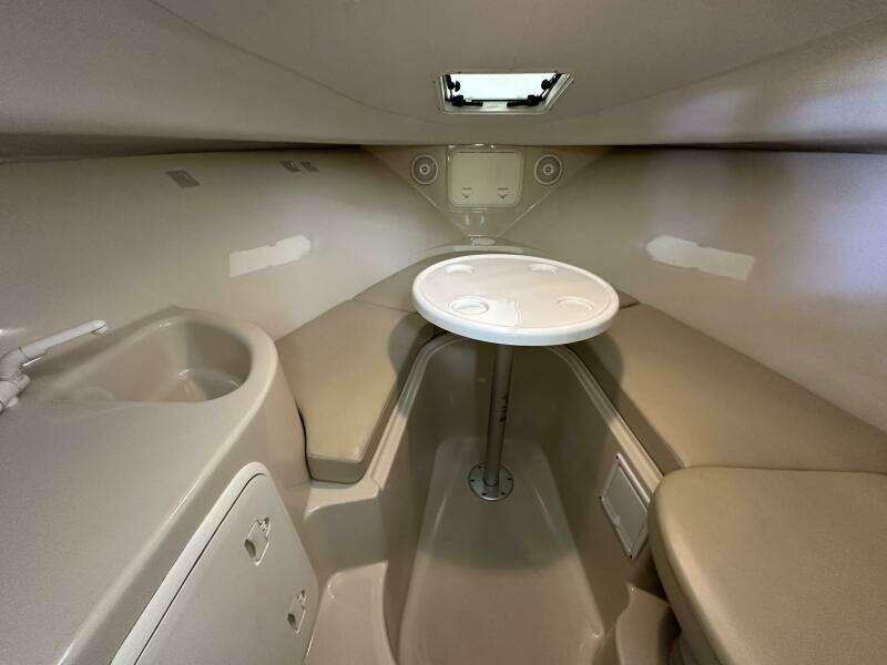 23ft Wellcraft Yacht For Sale