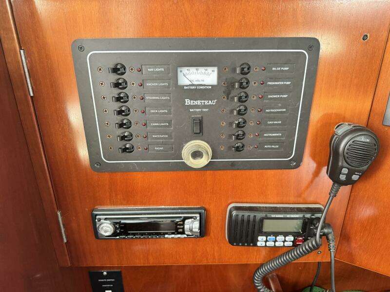 36ft Beneteau Yacht For Sale