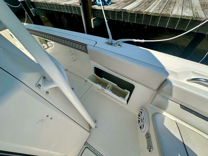 26ft Wellcraft Yacht For Sale