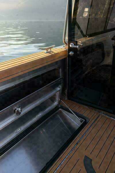 Ice Chest with Option of Fish box with pumpout