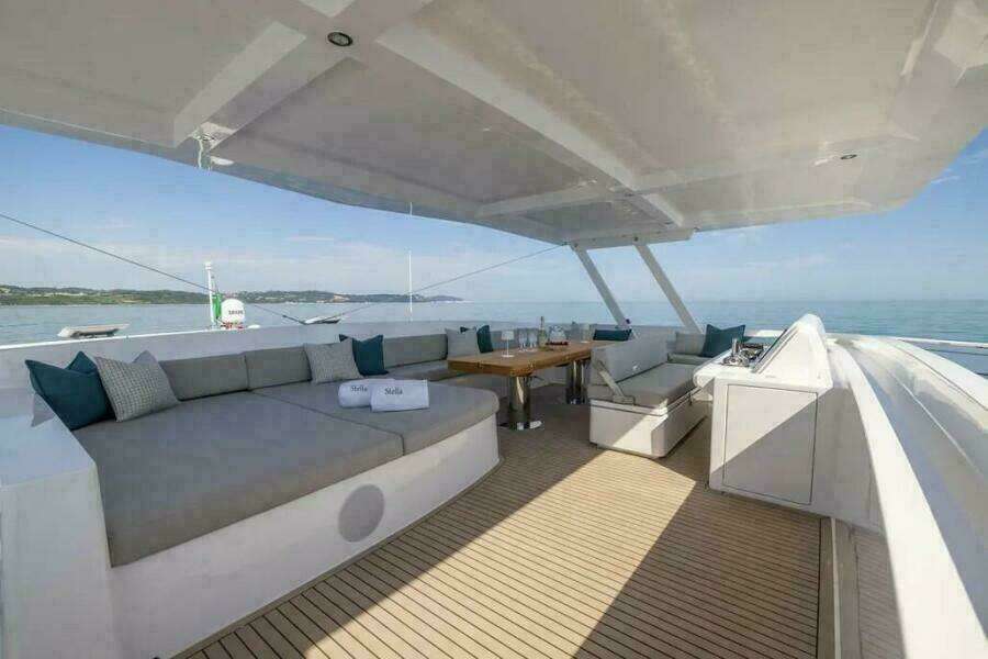 2 Deck Fly Bridge