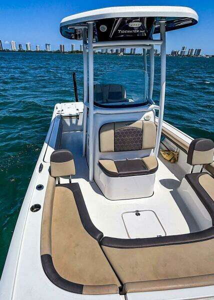 25ft Tidewater Yacht For Sale