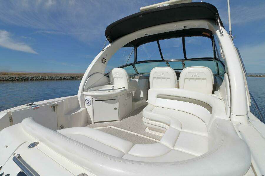 34ft Sea Ray Yacht For Sale