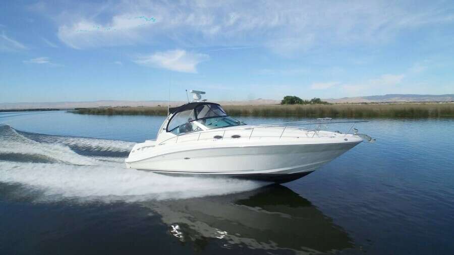 34ft Sea Ray Yacht For Sale