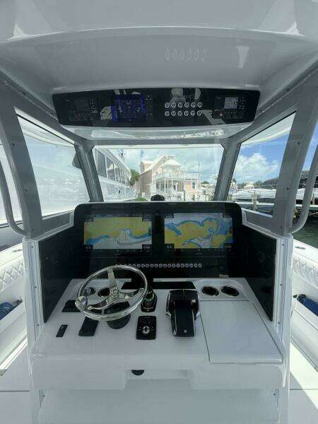 38ft Freeman Yacht For Sale