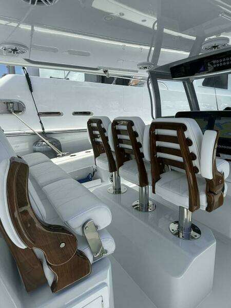 38ft Freeman Yacht For Sale