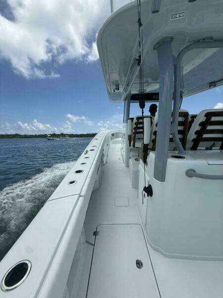 38ft Freeman Yacht For Sale