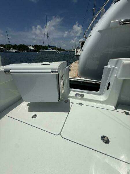 38ft Freeman Yacht For Sale
