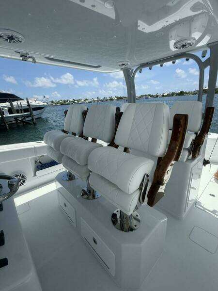 38ft Freeman Yacht For Sale