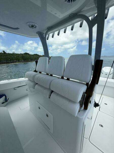 38ft Freeman Yacht For Sale