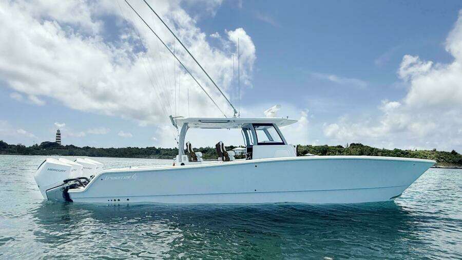 38ft Freeman Yacht For Sale