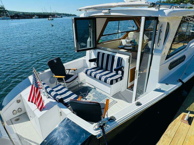 34ft True North Yacht For Sale