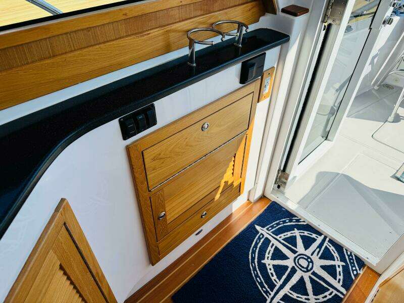 34ft True North Yacht For Sale