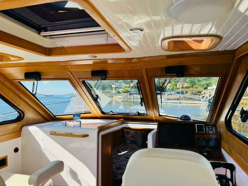 34ft True North Yacht For Sale