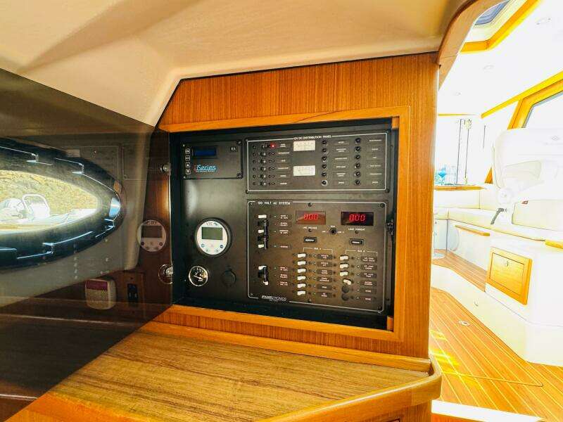 34ft True North Yacht For Sale