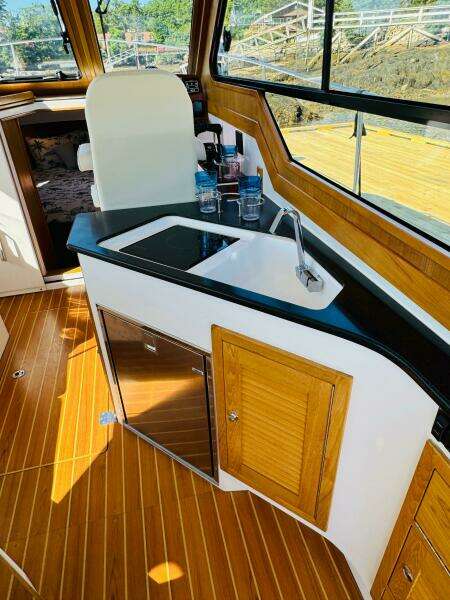 34ft True North Yacht For Sale