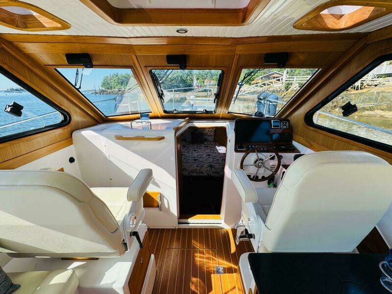 34ft True North Yacht For Sale