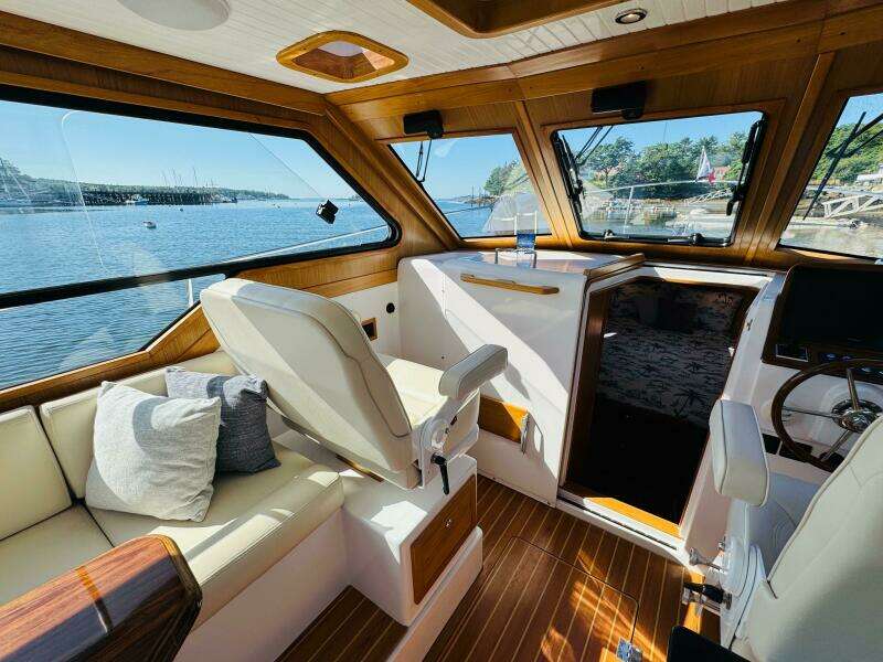 34ft True North Yacht For Sale