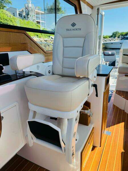 34ft True North Yacht For Sale