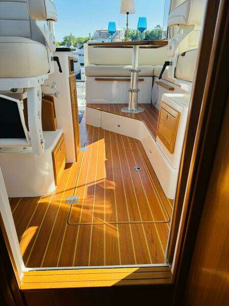 34ft True North Yacht For Sale