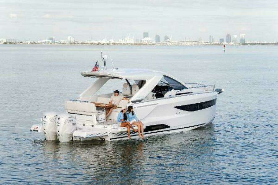 40ft Jeanneau Yacht For Sale