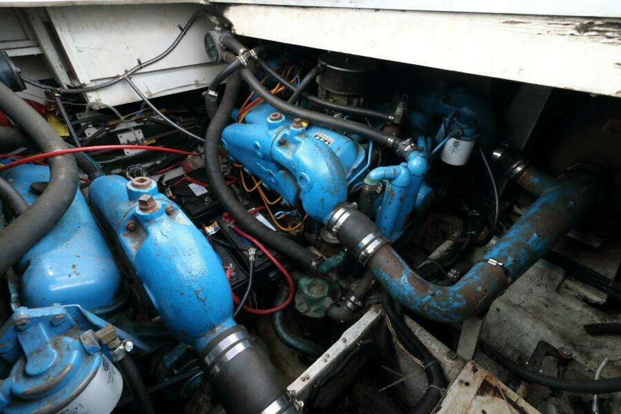 32ft Chris Craft Yacht For Sale