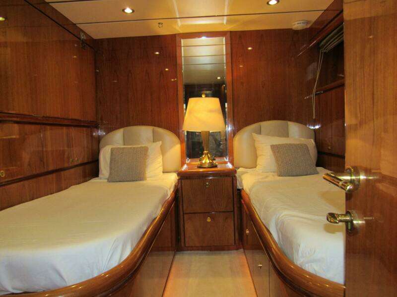 SANCTUARY 100ft Hargrave Yacht For Sale