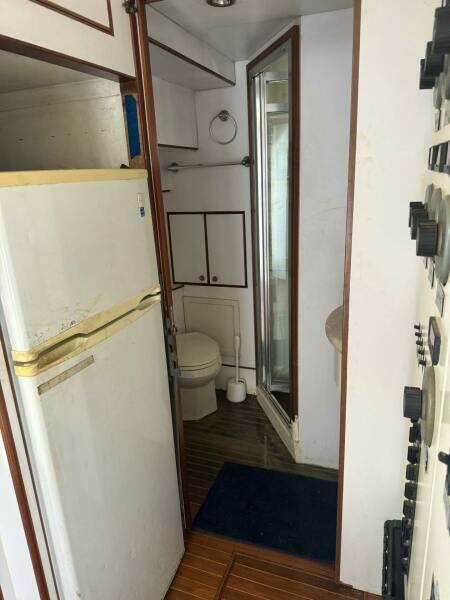 SANCTUARY 100ft Hargrave Yacht For Sale