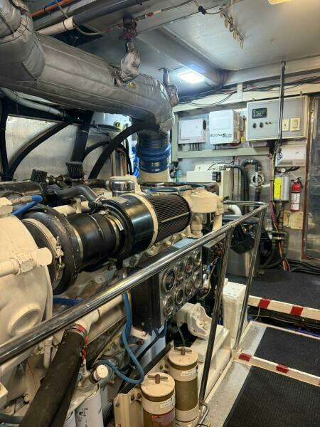 SANCTUARY 100ft Hargrave Yacht For Sale