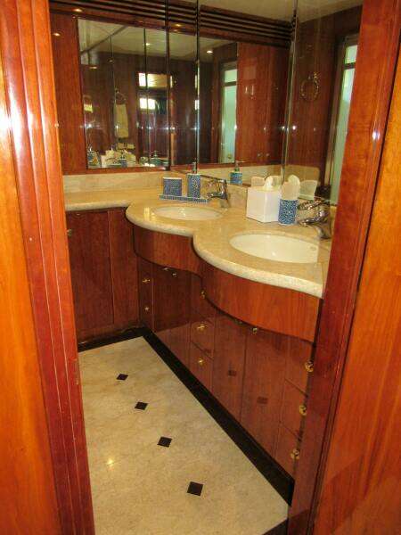 SANCTUARY 100ft Hargrave Yacht For Sale