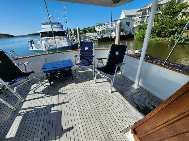 Juno 40ft Marine Trader Yacht For Sale