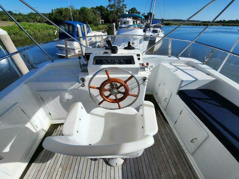 Juno 40ft Marine Trader Yacht For Sale