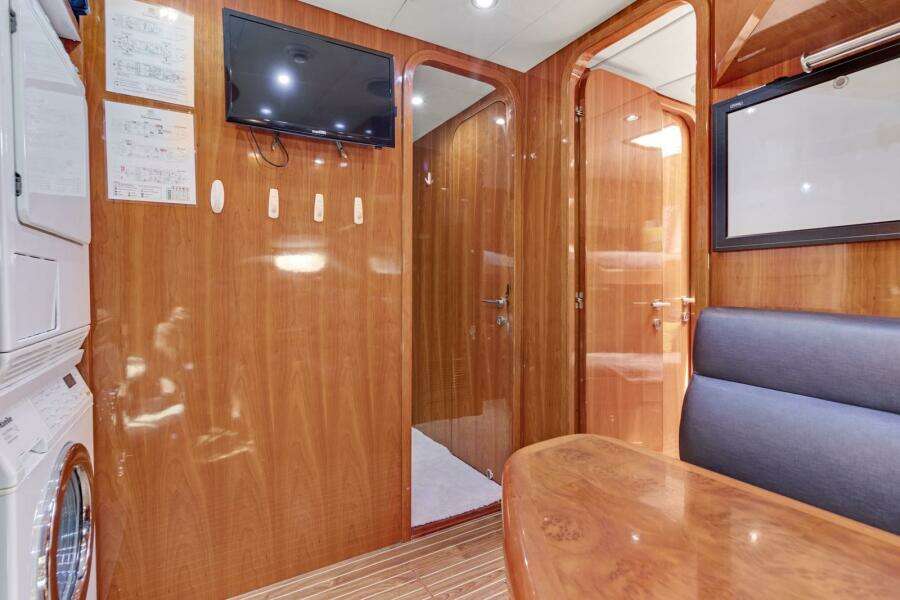Crew Lounge  