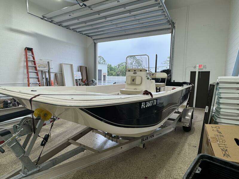 19ft Carolina Skiff Yacht For Sale
