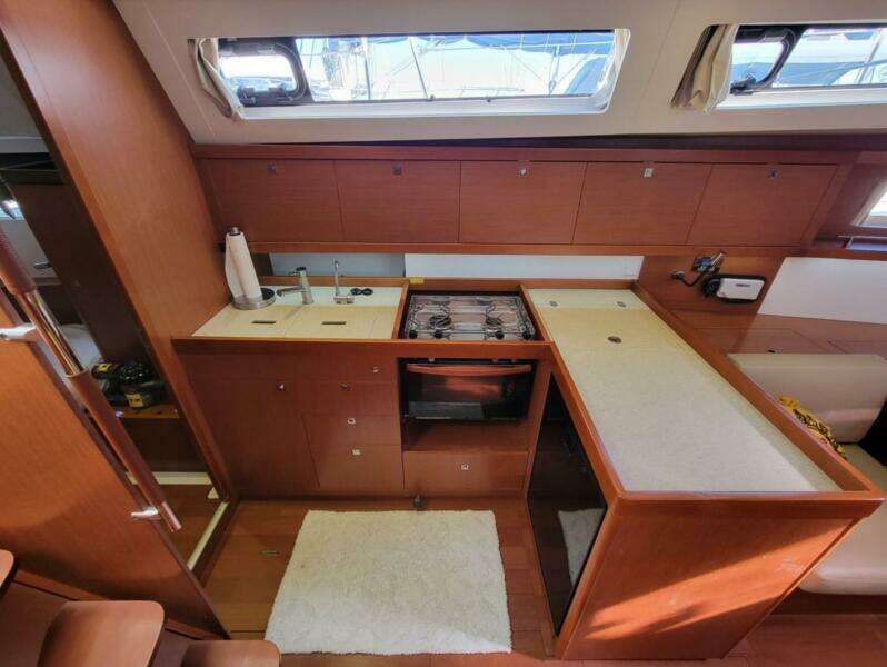 Lele Kalua 41ft Beneteau Yacht For Sale