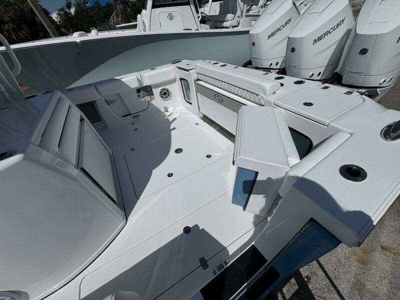 35ft Sportsman Yacht For Sale