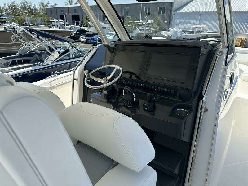 36ft Pursuit Yacht For Sale